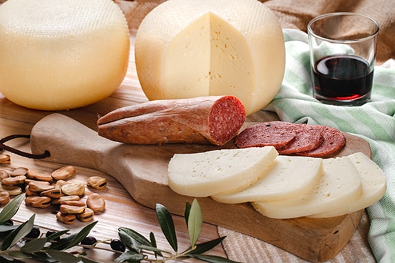 Pecorino Nostrano Vallesina Martarelli Formaggi | Formaggi marchigiani