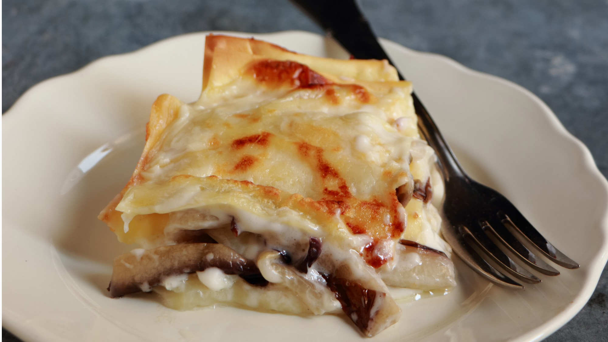 Ricetta lasagna radicchio e pecorino di Fossa Martarelli Formaggi